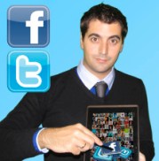 Jaime Núñez con tableta